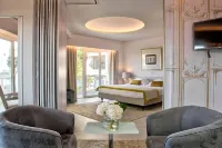 St George Lycabettus Lifestyle Hotel