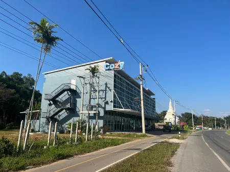 A Hotel Cozy Отели рядом с достопримечательностью «Golden Triangle Park Hall of Opium»