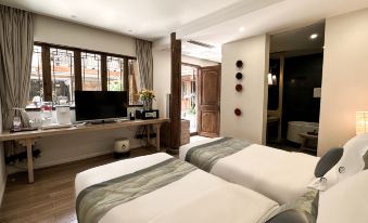 Lijiang Liya Linyuan