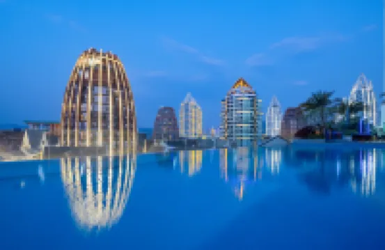 西雙版納景洪六國江居酒店（告莊西雙景星光夜市店）