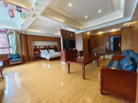 Maqu Lansang Hotel Hotels in Maqu