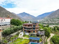 Deqin Shiyong Brinka Homestay