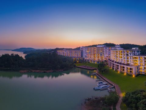 HENTIQUE RESORT TIANMU LAKE