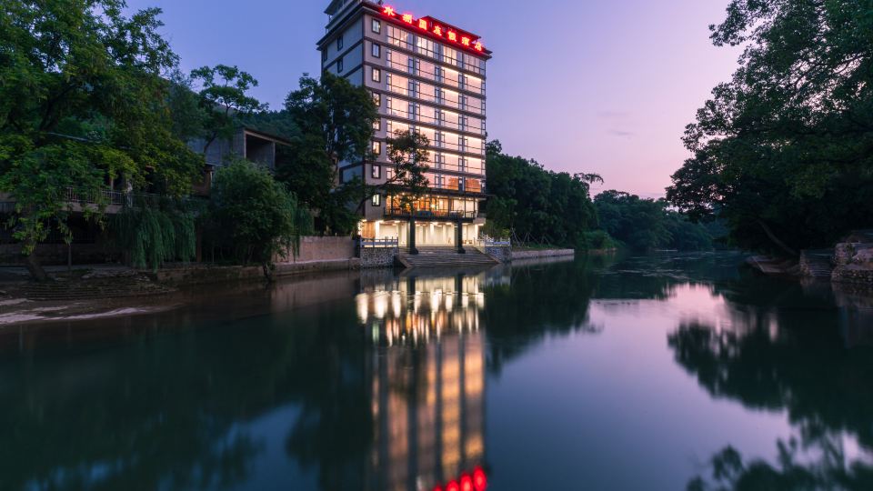 Shuizhouyuan Vacation Apartment (Guilin Lijiang Maozhou Island)