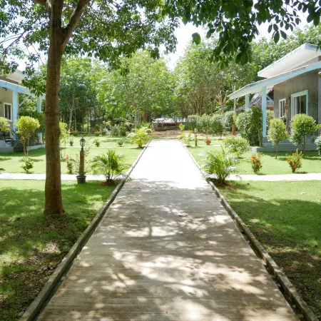 Enda Lanta Bungalows