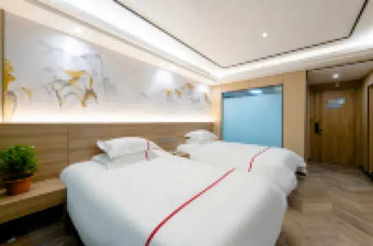 Linghu Zhenpin Hotel (Linhai Shuiyun South Road)