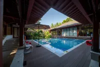 Guilin Zizhou Panorama Resort - Infinity Pools