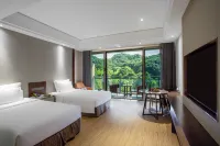 Howard Johnson Dongqian Lake  Plaza Ningbo（Erling Mountain Hot Spring）