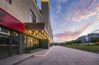 Orange Hotel (Shanghai Nanxiang Ancient Liyuan Branch) Hotels near Shanghai Nanxiang Incity MEGA
