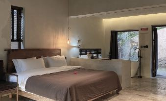 Luanchuan Yinyuxin Countryside Holiday Homestay (Yinxingu Valley Branch)