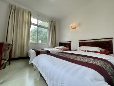 Jinchuan Maji Ami Hotel Hotels near Tujiqinbo Guanyin Temple