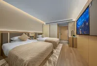 Jiulong Yipin Hotel (Zhijin Ancient City Pedestrian Street)
