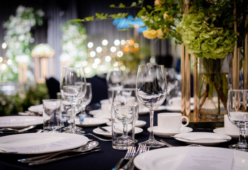 테이크호텔 수영장