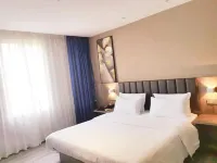 7 Days Premium Hotel (Zigong Bus Terminal) - 2-Star
