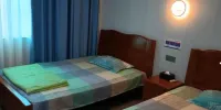 Dongxing Hostel - Тройная комната