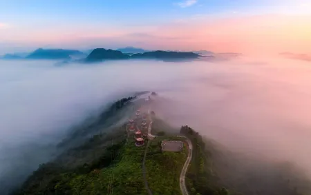 CLOUDHILLASKER Отели в г. Датянь