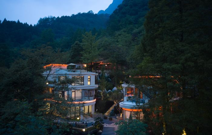 Jingshan Zhidu Forest Hot Spring B&B (Qingcheng Back Mountain Scenic Area Branch)