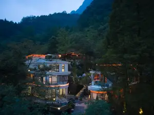 Jingshan Zhidu Forest Hot Spring B&B (Qingcheng Back Mountain Scenic Area Branch)