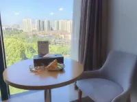 嵐光飯店（貴陽萬象滙奧體中心店） - 2 星級