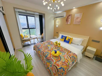 Chinese Yijuju B&B (Xinhua Ideal City Branch)