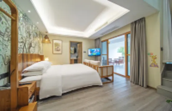 Kaihua Jinxi Spring Hotel