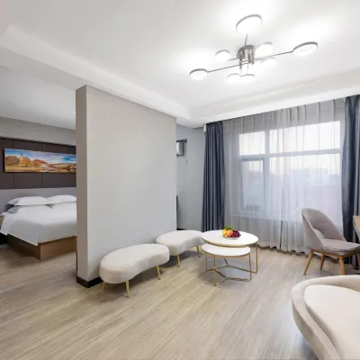 Vienna Classic Hotel (Botou Yong'an Street) Hotels near Botou City Canal Culture Park