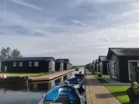Waterpark Giethoorn Отели в г. Blokzijl