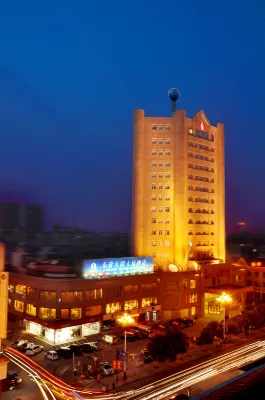 Dynamic Hotel Hotel dekat Gymnasium of the No.1 Middle School of Dongying