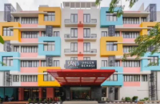Sans Hotel The Green Bekasi by RedDoorz Hotels near Bekasi Train Station