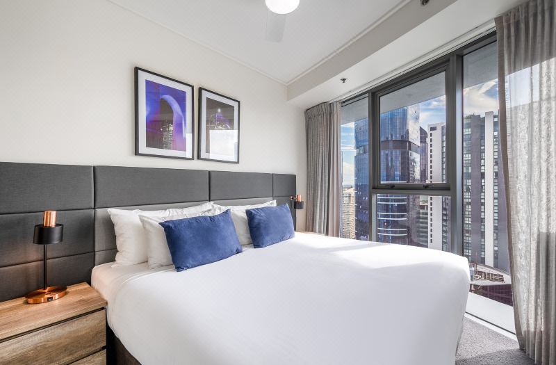 Oaks Brisbane on Felix Suites