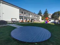 Chuoye Mountain Homestay (OMG Heartbeat Paradise)