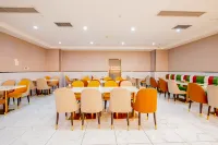 yage Hotel (Pinghu Wuyue Square Shengli Road)