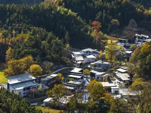 Top 5 Instagrammable Hotels in Yi County