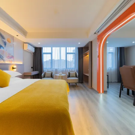 Huanpeng Time Hotel (Puning Liusha People's Park)