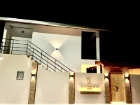 Vilu Residence Hotels in Maamigili Island