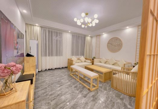 Xianlin Villa Hotel Overview