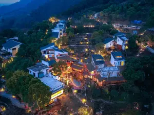 Chongqing Longmenyu Village Homestay