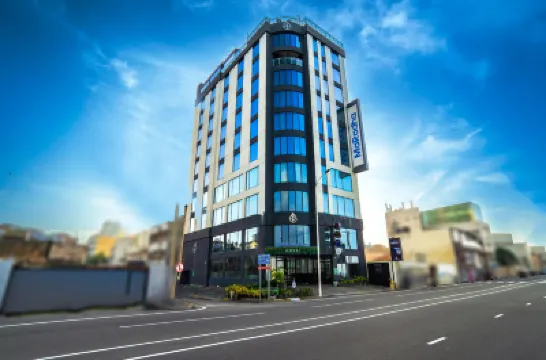 科倫坡馬拉達 鄰近Bambalapitiya Railway Station的酒店