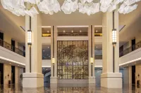 Hongqiao International Hotel (Yichang Yanjiang Avenue Natural Tower)