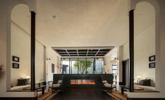 Hengxuan Hotel (Zhongxian Wanda Plaza)