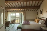 Castello di Casole, A Belmond Hotel, Tuscany - Parking