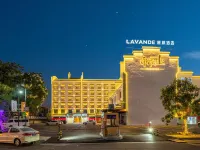 Lavande Hotel Doumen Center zhuhai City Hotel in zona Tempio Jintai
