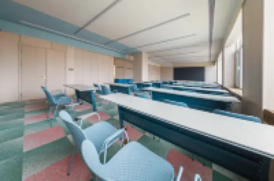 โรงแรม HanTing (สถานีรถไฟเวยไห่)