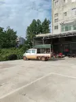 Sunshine Hotel