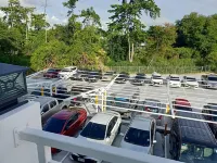 Geen Hotel Chonburi - parking