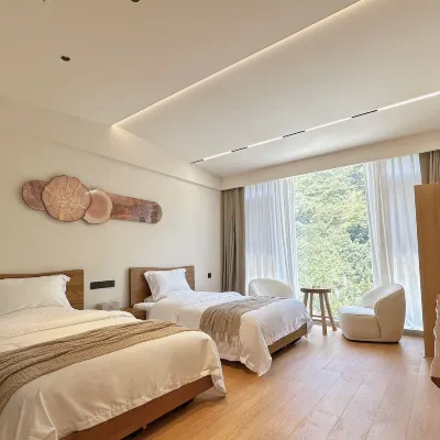 Wolong Boxin · Yuanshe Homestay Hotels near Wolong Giant Panda Nature Reserve