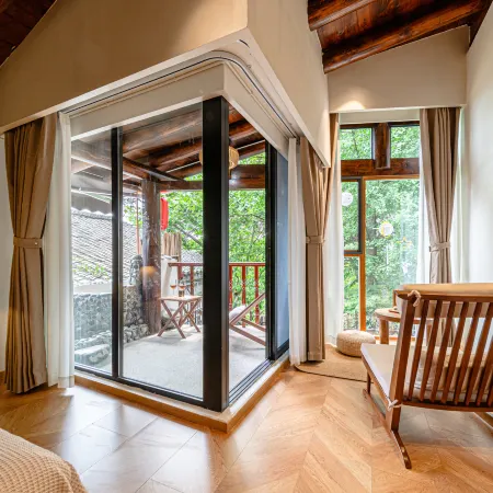 Yuanlai Private Soup B&B (Dujiangyan Scenic Area Nanqiao Branch)