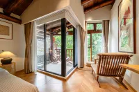 Yuanlai Private Soup B&B (Dujiangyan Scenic Area Nanqiao Branch)