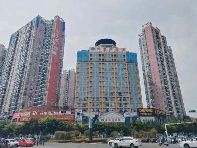 비엔나 호텔(Vienna Hotel) 호텔(싱이완펑린공항) 퉁난시 민족 직업기술대학 주변 호텔