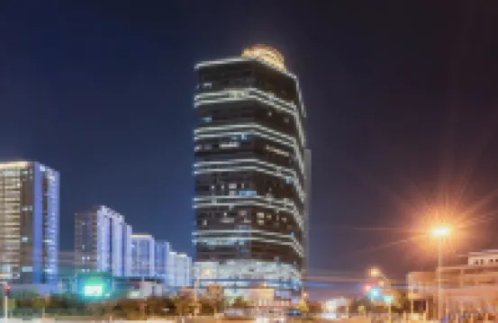 言竹易舍·過雲居（鄭州CBD會展中心店） CBD廣場附近的飯店